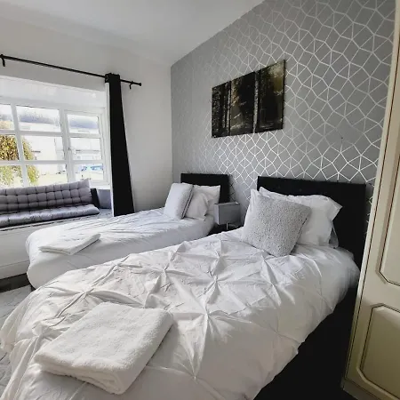 City Centre Room, Wifi, Share Facility Swansea Exterior photo