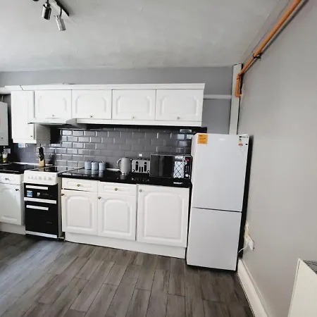 City Centre Room, Wifi, Share Facility Swansea Exterior photo